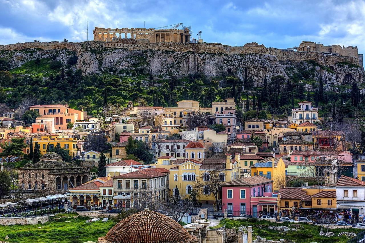 Pale Coloured Apt In Athens Historic Centre Exterior foto
